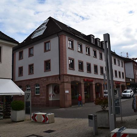 Apartmenthaus Marktstrasse Некарзулм Екстериор снимка
