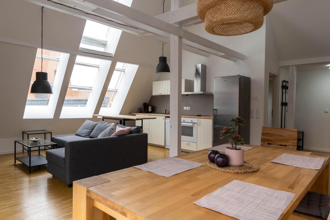 Apartmenthaus Marktstrasse Некарзулм Екстериор снимка