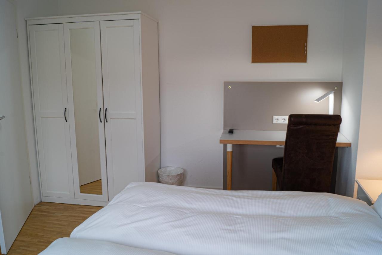 Apartmenthaus Marktstrasse Некарзулм Екстериор снимка